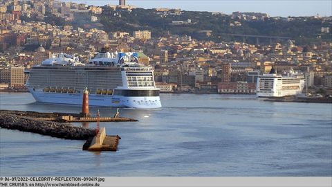 2022-CELEBRITY-REFLECTION-090419