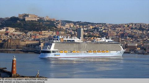 2022-CELEBRITY-REFLECTION-090426