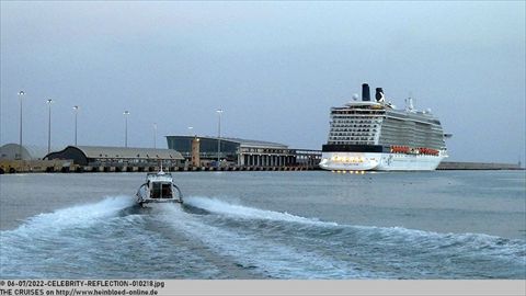 2022-CELEBRITY-REFLECTION-010218