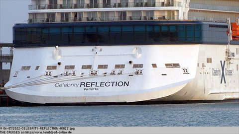 2022-CELEBRITY-REFLECTION-010221