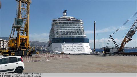 2022-CELEBRITY-REFLECTION-081101