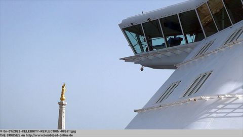 2022-CELEBRITY-REFLECTION-082611