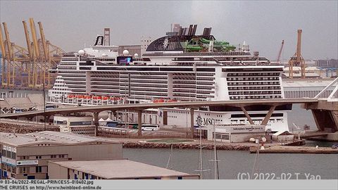 2022-REGAL-PRINCESS-010402