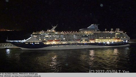 2022-REGAL-PRINCESS-030401