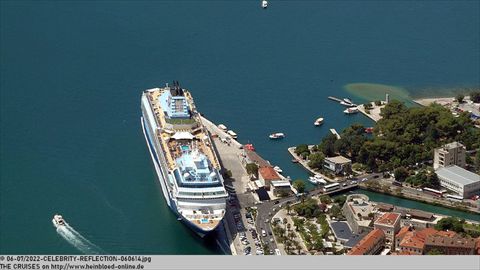 2022-CELEBRITY-REFLECTION-060614