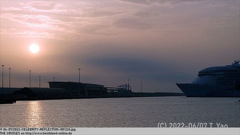 2022-CELEBRITY-REFLECTION-001226